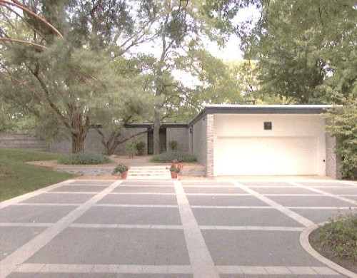 3409 Southern Hills Drive